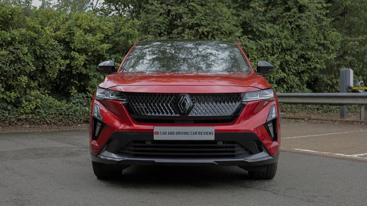 Renault RAFALE ESTATE E-Tech PHEV Techno Esprit Alpine AWD 5dr Auto